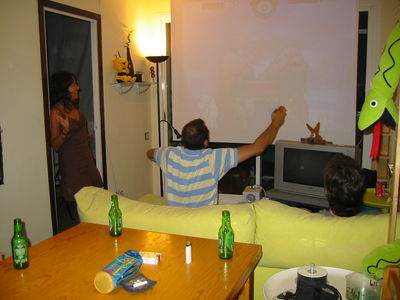 Leo golpeando ninjas
