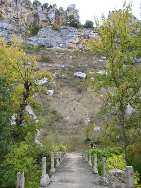 Orbaneja del castillo, el pont del riu
