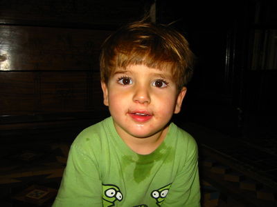 Albert amb la cara bruta

